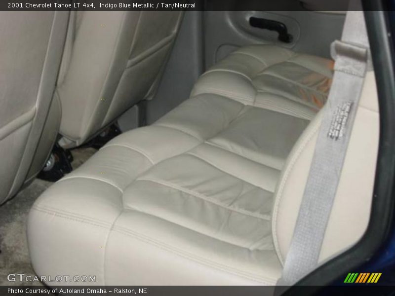 Indigo Blue Metallic / Tan/Neutral 2001 Chevrolet Tahoe LT 4x4