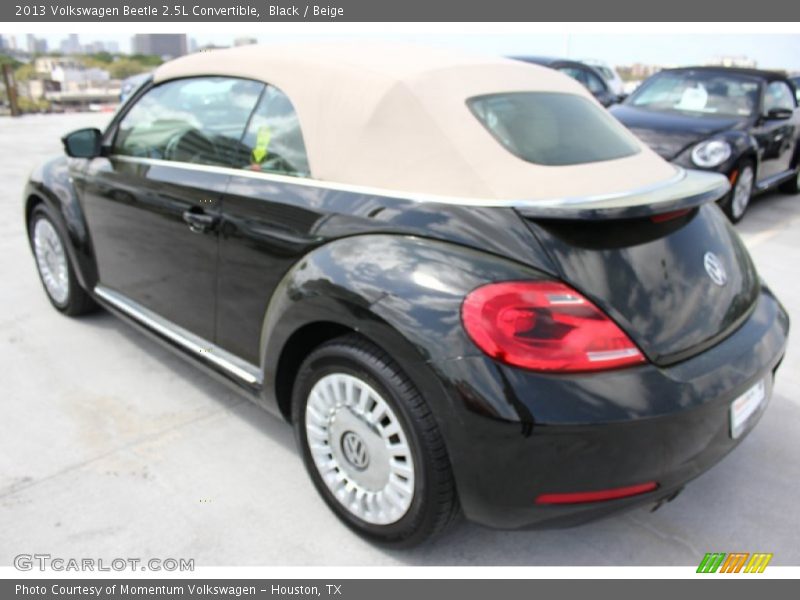 Black / Beige 2013 Volkswagen Beetle 2.5L Convertible