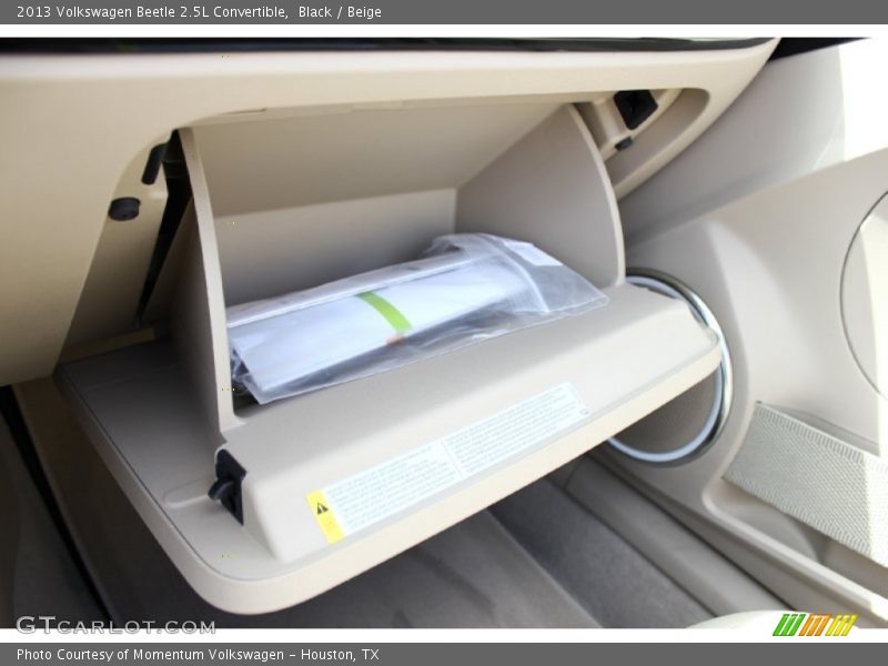 Black / Beige 2013 Volkswagen Beetle 2.5L Convertible