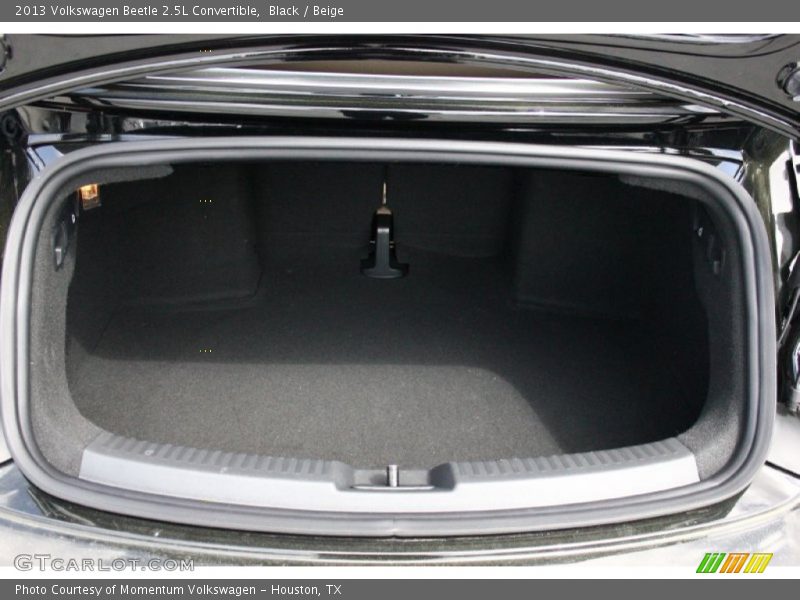 Black / Beige 2013 Volkswagen Beetle 2.5L Convertible