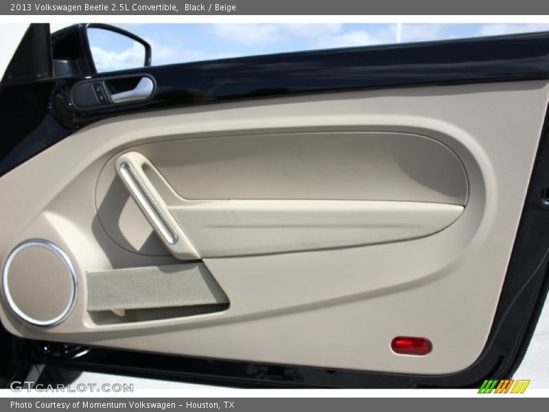 Black / Beige 2013 Volkswagen Beetle 2.5L Convertible