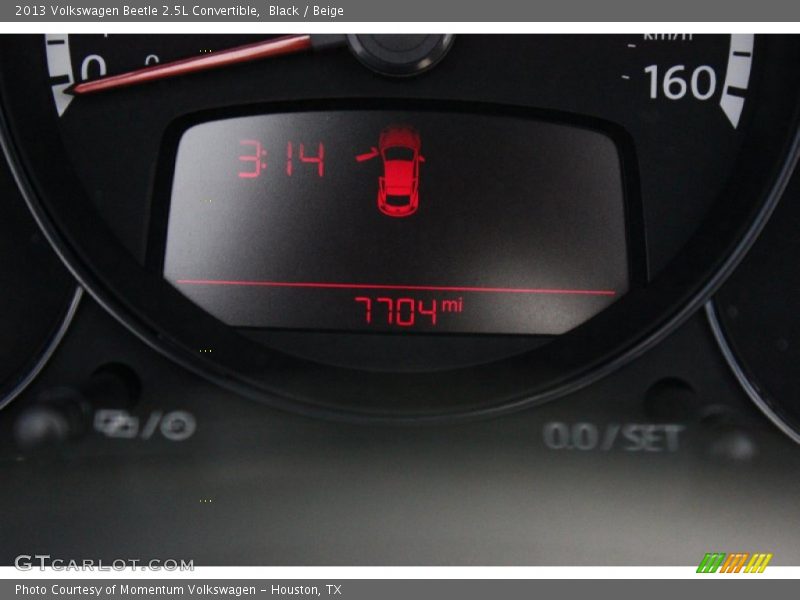 Black / Beige 2013 Volkswagen Beetle 2.5L Convertible