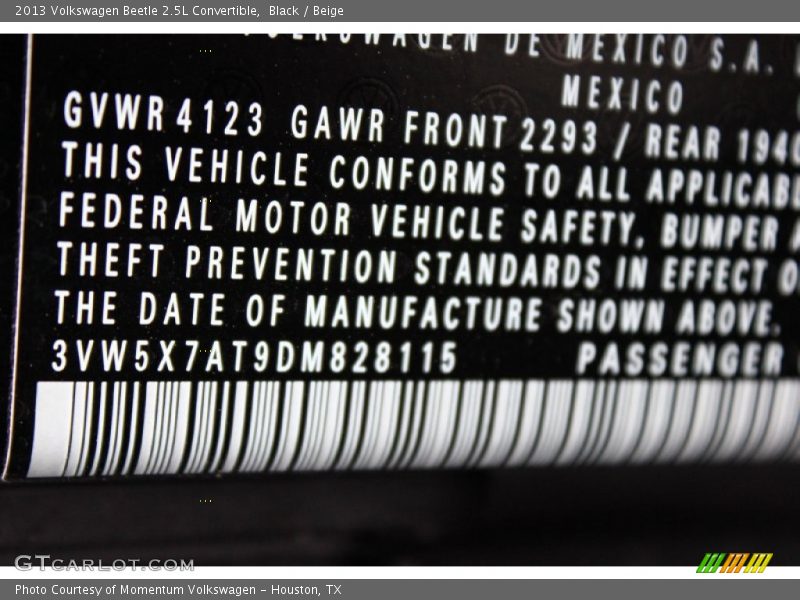 Black / Beige 2013 Volkswagen Beetle 2.5L Convertible