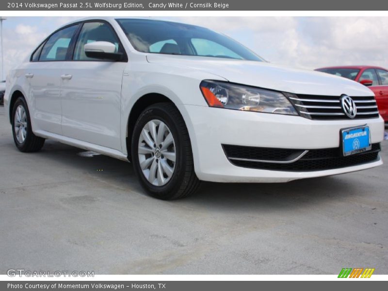 Candy White / Cornsilk Beige 2014 Volkswagen Passat 2.5L Wolfsburg Edition