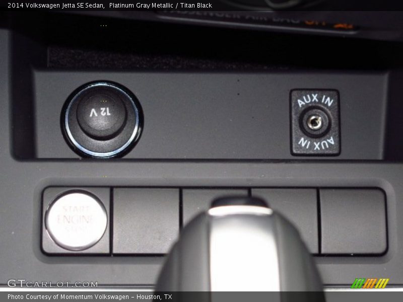 Platinum Gray Metallic / Titan Black 2014 Volkswagen Jetta SE Sedan