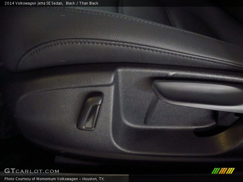 Black / Titan Black 2014 Volkswagen Jetta SE Sedan