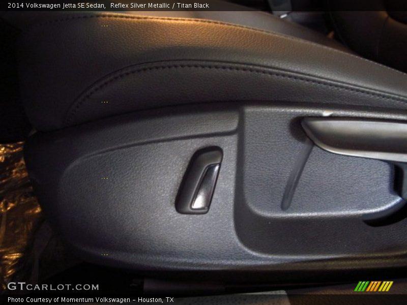 Reflex Silver Metallic / Titan Black 2014 Volkswagen Jetta SE Sedan