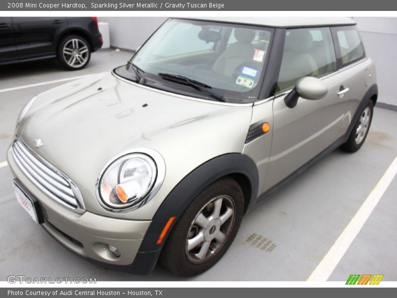Front 3/4 View of 2008 Cooper Hardtop