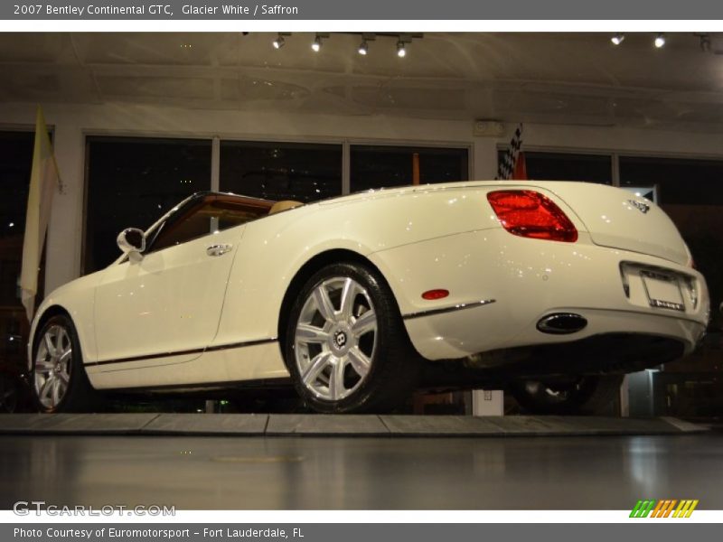 Glacier White / Saffron 2007 Bentley Continental GTC