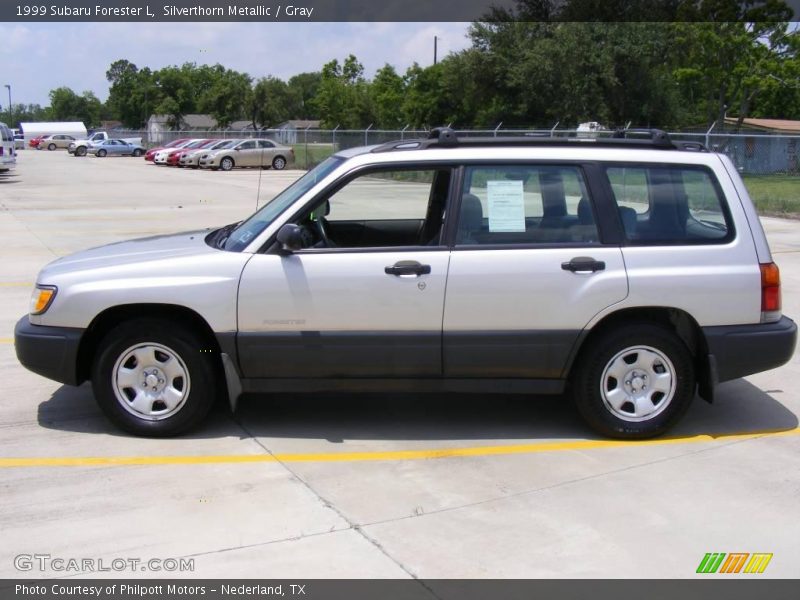 Silverthorn Metallic / Gray 1999 Subaru Forester L