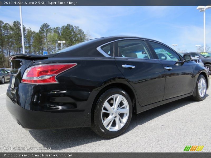 Super Black / Beige 2014 Nissan Altima 2.5 SL