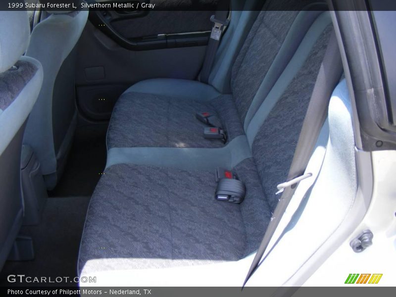 Silverthorn Metallic / Gray 1999 Subaru Forester L