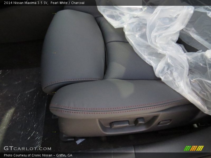 Pearl White / Charcoal 2014 Nissan Maxima 3.5 SV
