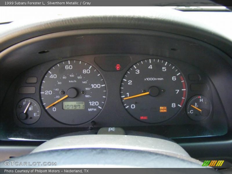 Silverthorn Metallic / Gray 1999 Subaru Forester L