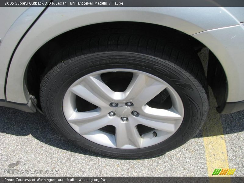 Brilliant Silver Metallic / Taupe 2005 Subaru Outback 3.0 R Sedan