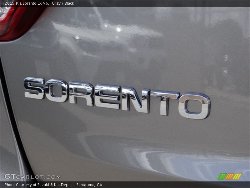 Gray / Black 2015 Kia Sorento LX V6