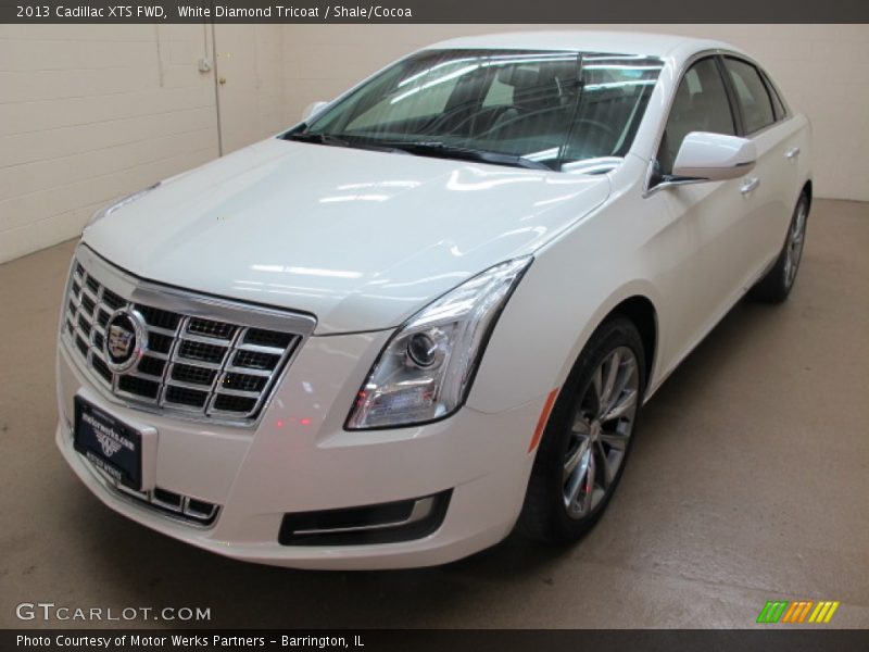 White Diamond Tricoat / Shale/Cocoa 2013 Cadillac XTS FWD