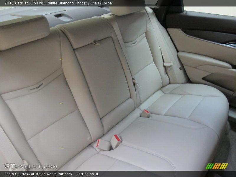 White Diamond Tricoat / Shale/Cocoa 2013 Cadillac XTS FWD