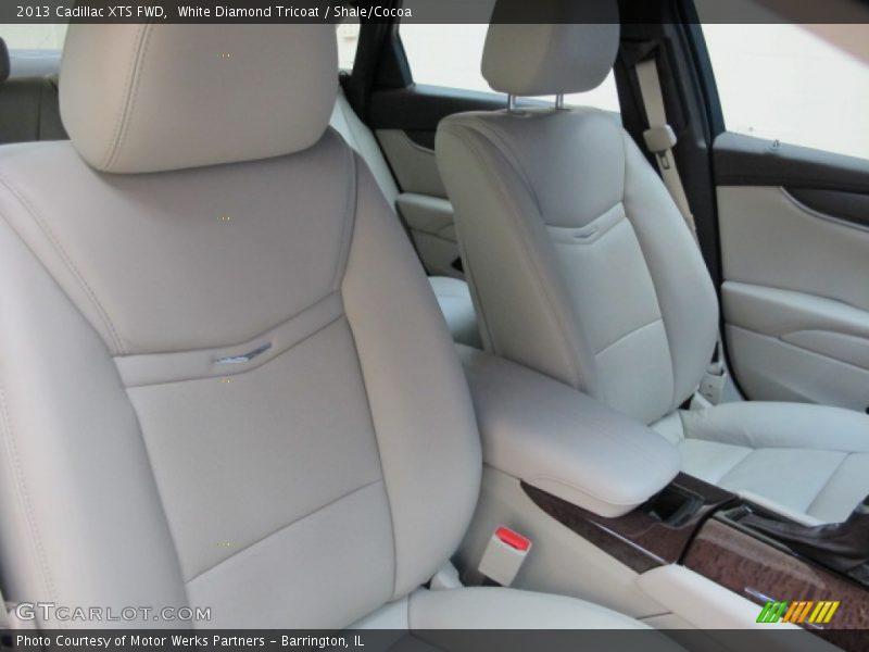 White Diamond Tricoat / Shale/Cocoa 2013 Cadillac XTS FWD