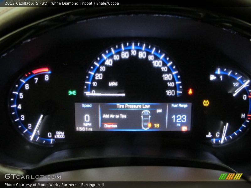 White Diamond Tricoat / Shale/Cocoa 2013 Cadillac XTS FWD
