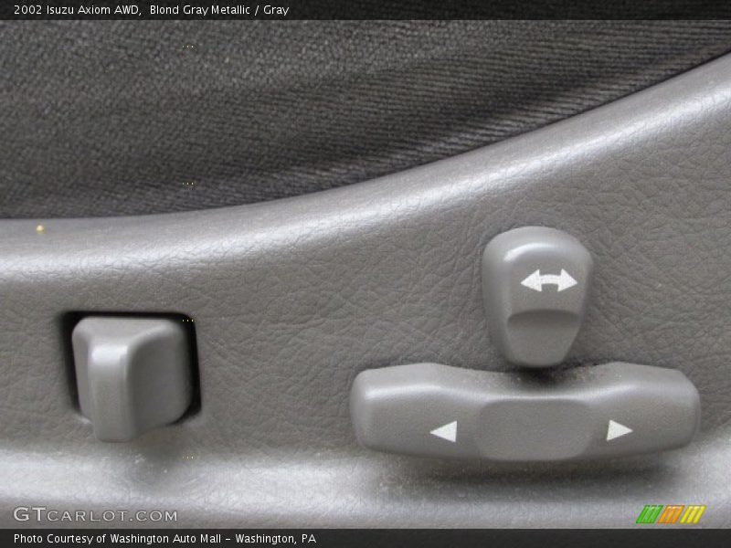 Blond Gray Metallic / Gray 2002 Isuzu Axiom AWD