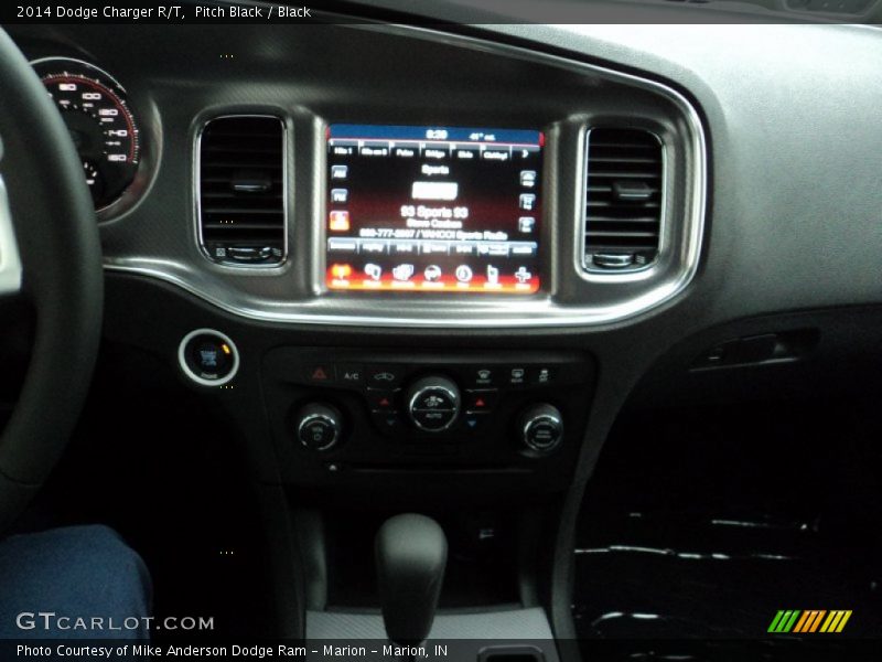 Pitch Black / Black 2014 Dodge Charger R/T