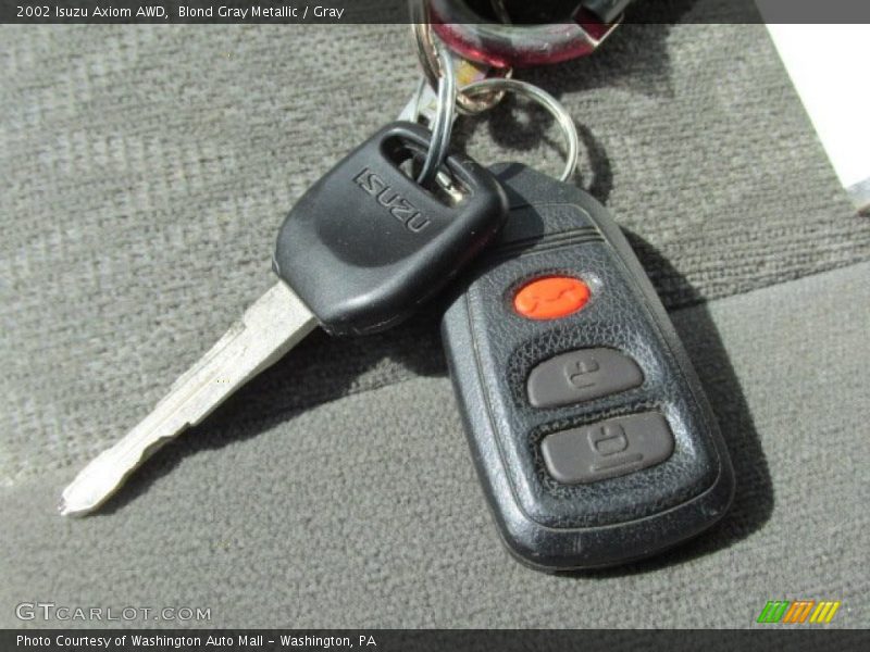 Keys of 2002 Axiom AWD