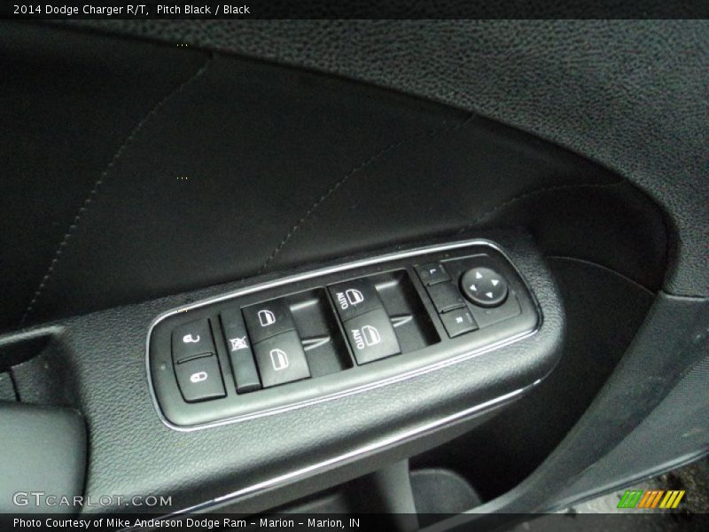 Pitch Black / Black 2014 Dodge Charger R/T