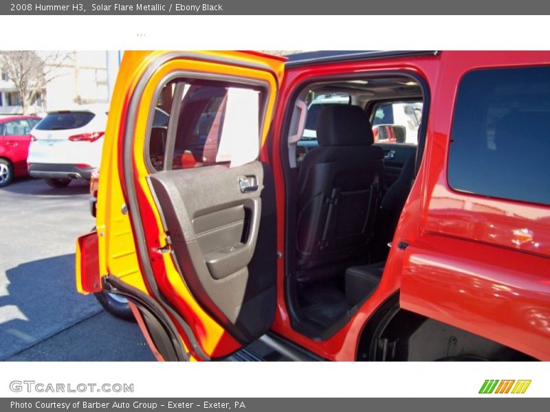 Solar Flare Metallic / Ebony Black 2008 Hummer H3