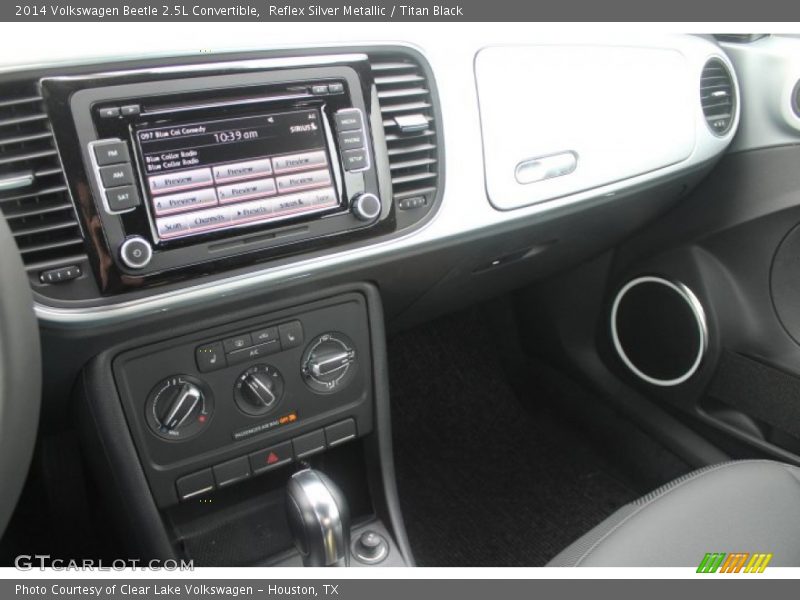 Reflex Silver Metallic / Titan Black 2014 Volkswagen Beetle 2.5L Convertible