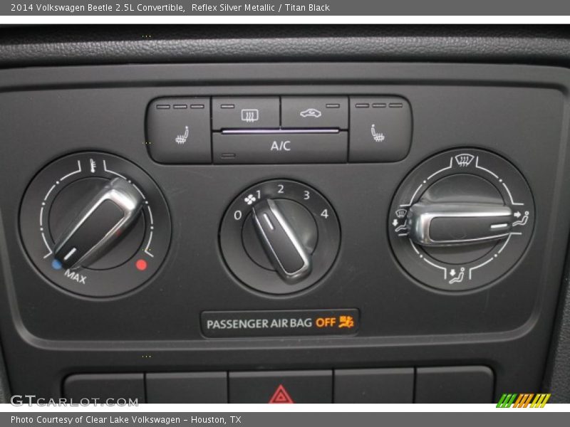 Reflex Silver Metallic / Titan Black 2014 Volkswagen Beetle 2.5L Convertible