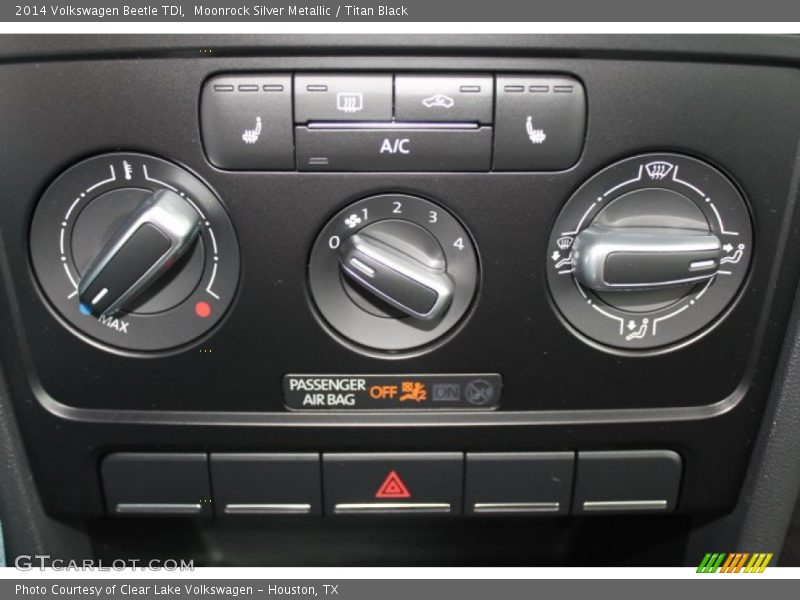 Moonrock Silver Metallic / Titan Black 2014 Volkswagen Beetle TDI