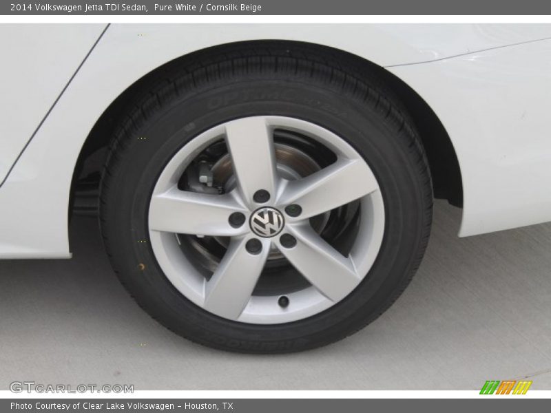 Pure White / Cornsilk Beige 2014 Volkswagen Jetta TDI Sedan