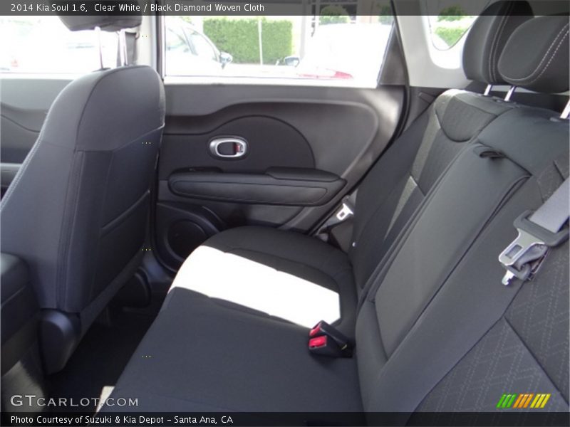 Clear White / Black Diamond Woven Cloth 2014 Kia Soul 1.6