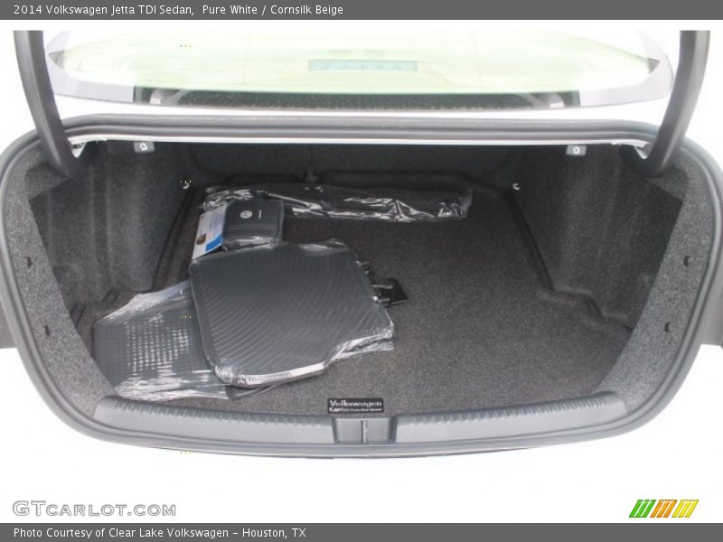 Pure White / Cornsilk Beige 2014 Volkswagen Jetta TDI Sedan