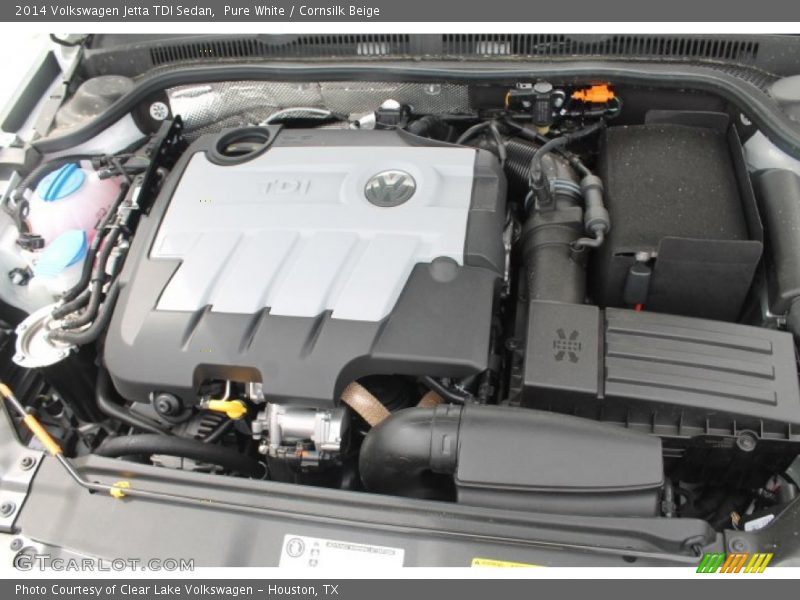 Pure White / Cornsilk Beige 2014 Volkswagen Jetta TDI Sedan