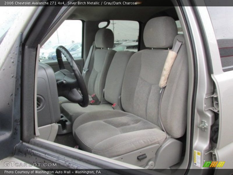 Silver Birch Metallic / Gray/Dark Charcoal 2006 Chevrolet Avalanche Z71 4x4