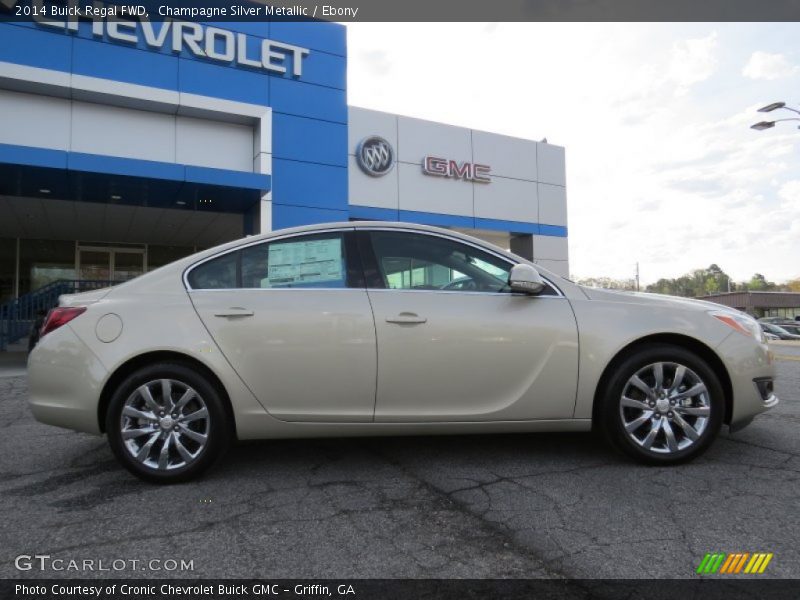 Champagne Silver Metallic / Ebony 2014 Buick Regal FWD