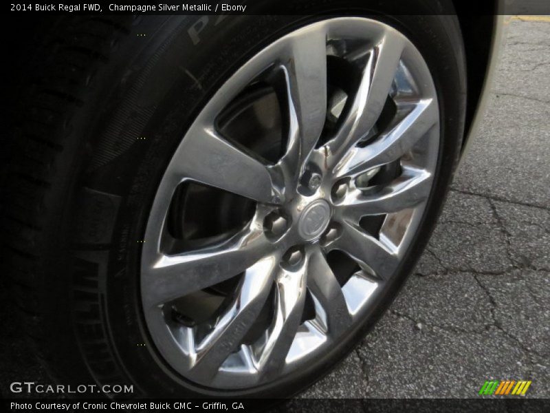 Champagne Silver Metallic / Ebony 2014 Buick Regal FWD