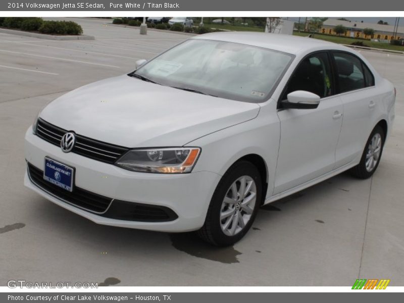 Pure White / Titan Black 2014 Volkswagen Jetta SE Sedan