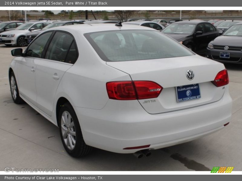 Pure White / Titan Black 2014 Volkswagen Jetta SE Sedan