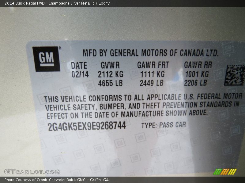 Champagne Silver Metallic / Ebony 2014 Buick Regal FWD