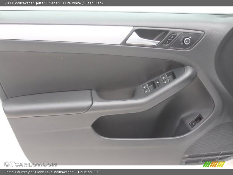 Pure White / Titan Black 2014 Volkswagen Jetta SE Sedan