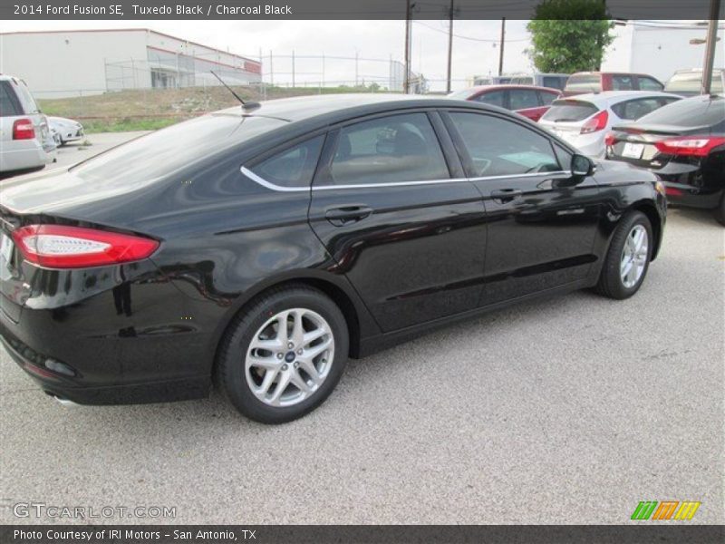 Tuxedo Black / Charcoal Black 2014 Ford Fusion SE