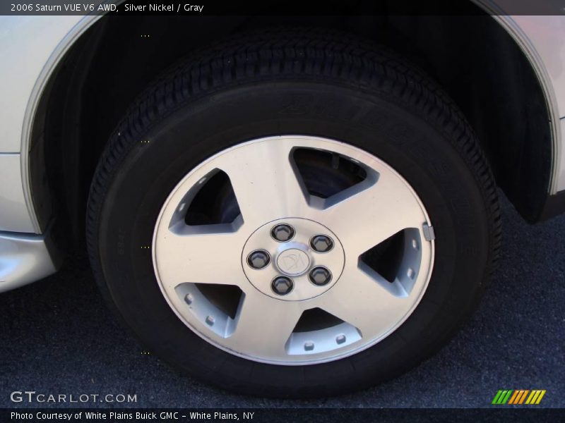 Silver Nickel / Gray 2006 Saturn VUE V6 AWD