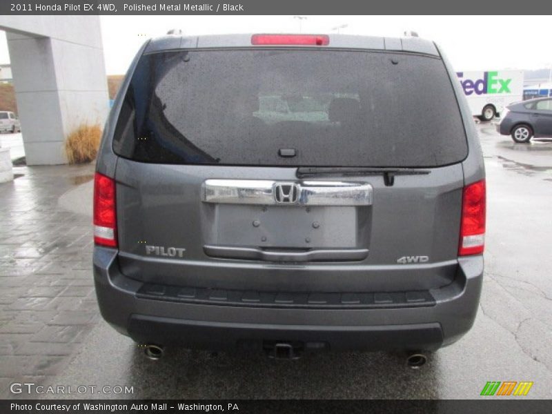 Polished Metal Metallic / Black 2011 Honda Pilot EX 4WD