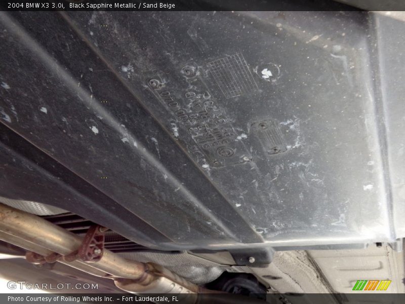 Undercarriage of 2004 X3 3.0i