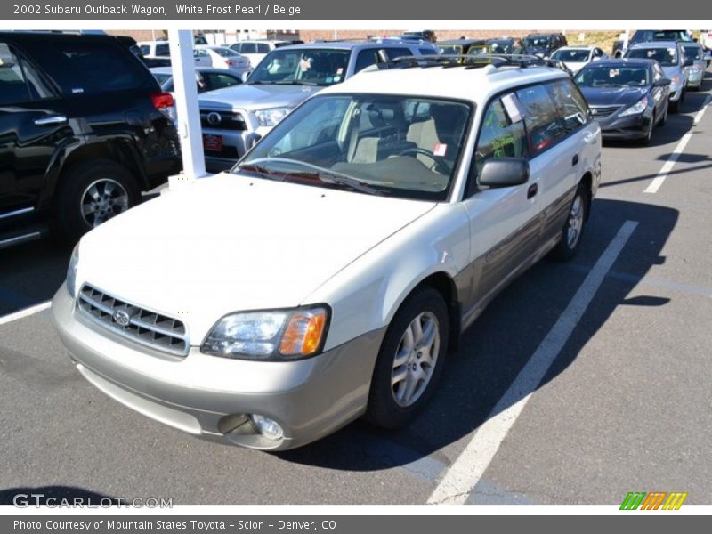Front 3/4 View of 2002 Outback Wagon