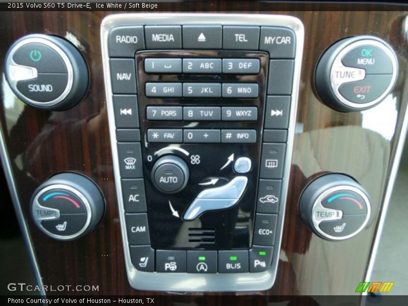 Ice White / Soft Beige 2015 Volvo S60 T5 Drive-E