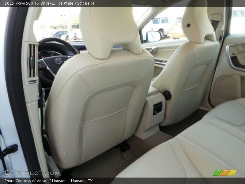Ice White / Soft Beige 2015 Volvo S60 T5 Drive-E